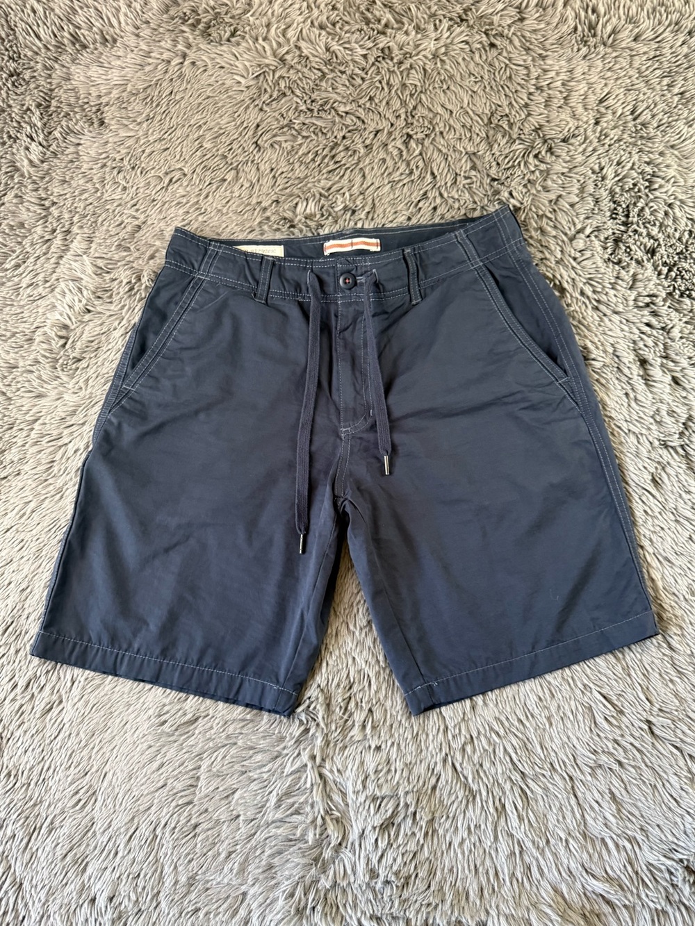 Island Republic Men’s Gray Drawstring Shorts Size 32W Lightweight Casual
